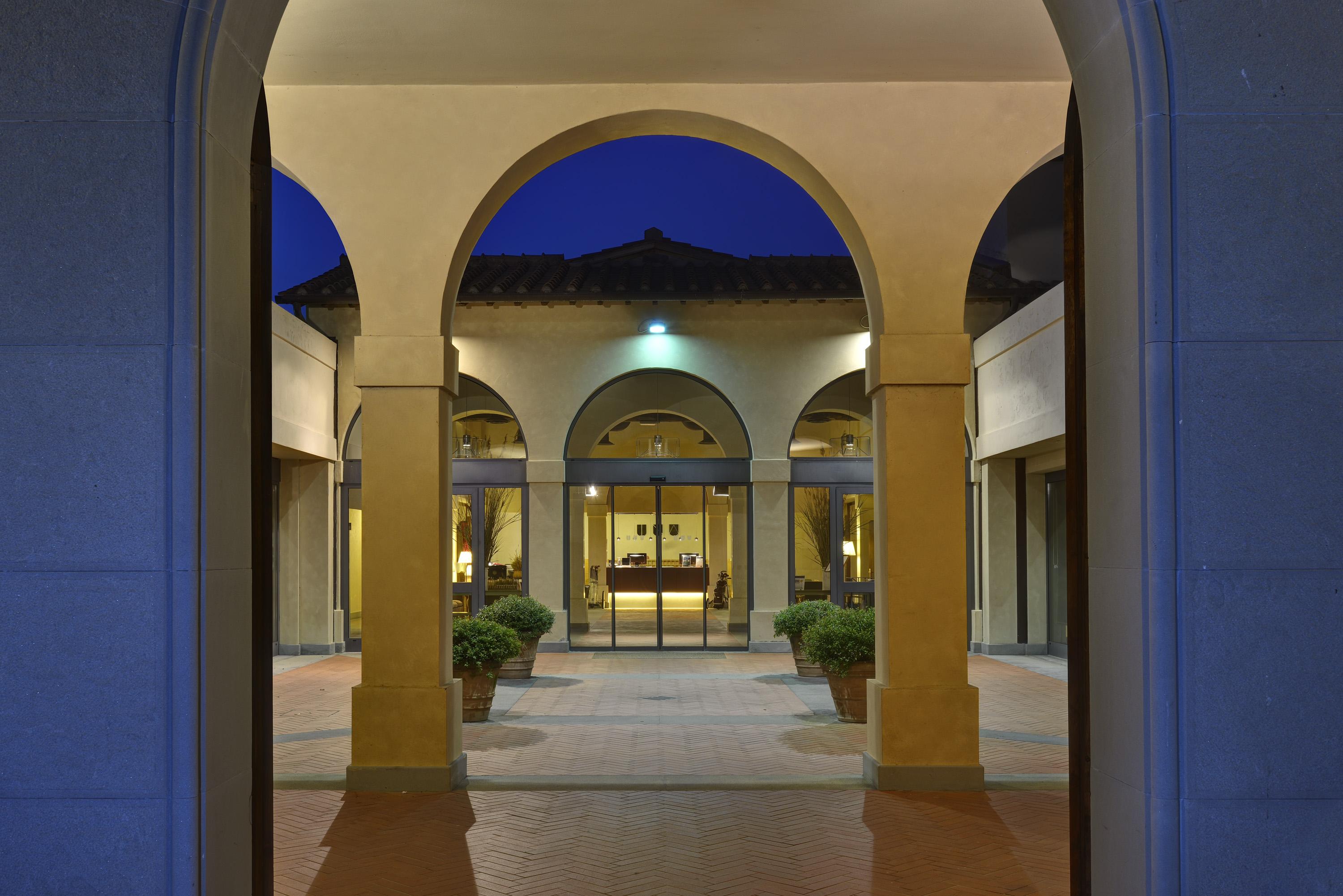 Unahotels Poggio Dei Medici Toscana Scarperia Exterior foto
